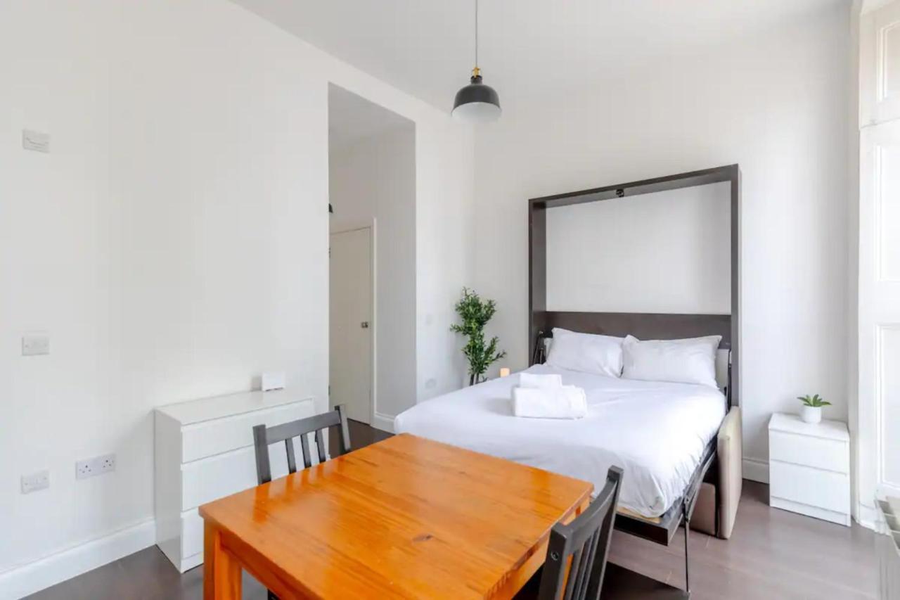 Incredibly Located Studio Flat - Camden Town Apartment London Exterior photo